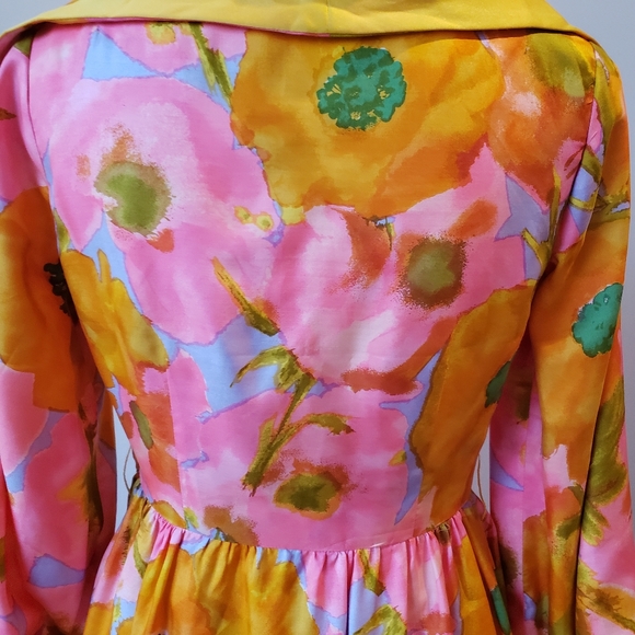 Vintage Dress - Picture 13 of 15